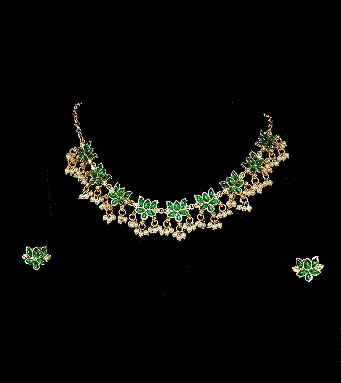 Onam Lotus Necklace